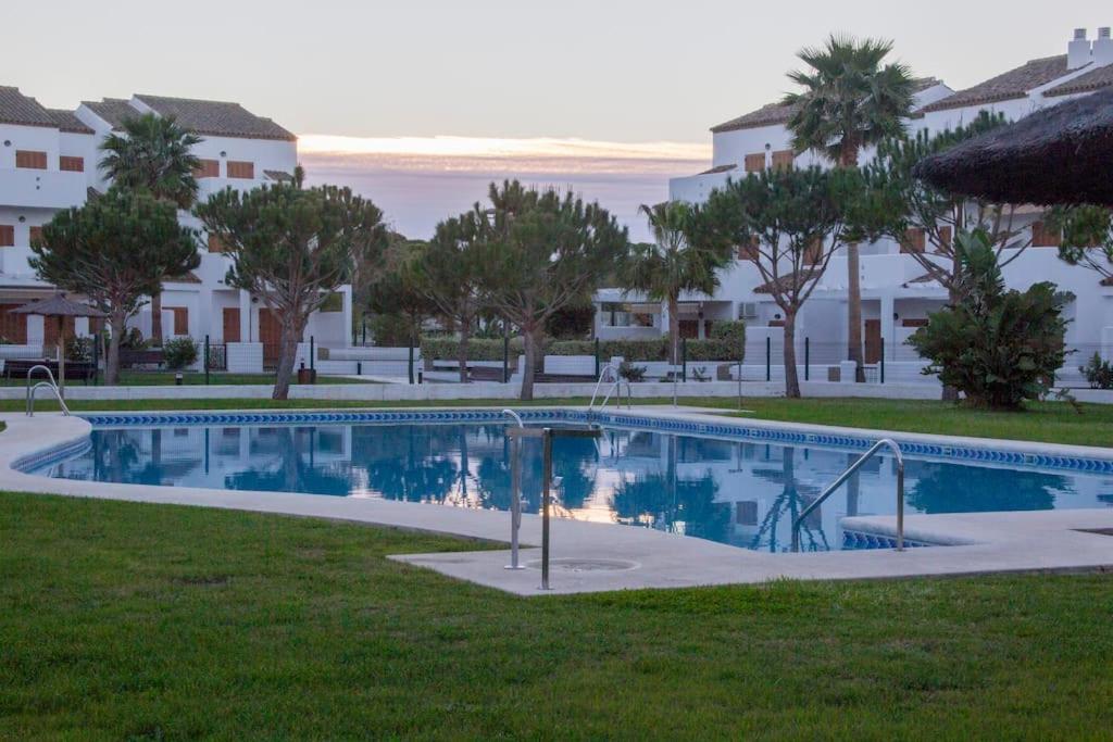 Precioso Apartamento A 700 M Del Mar Chiclana de la Frontera Ngoại thất bức ảnh